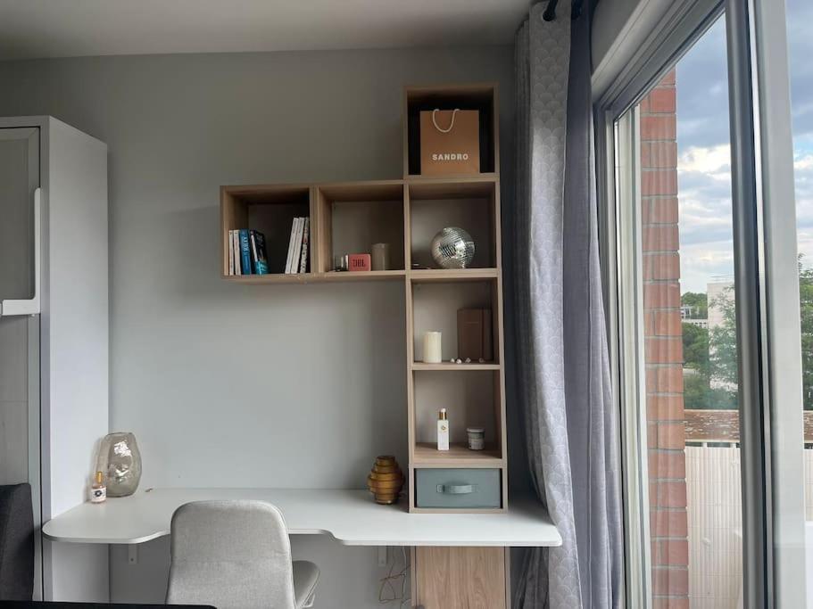 Le - Parking & Balcon