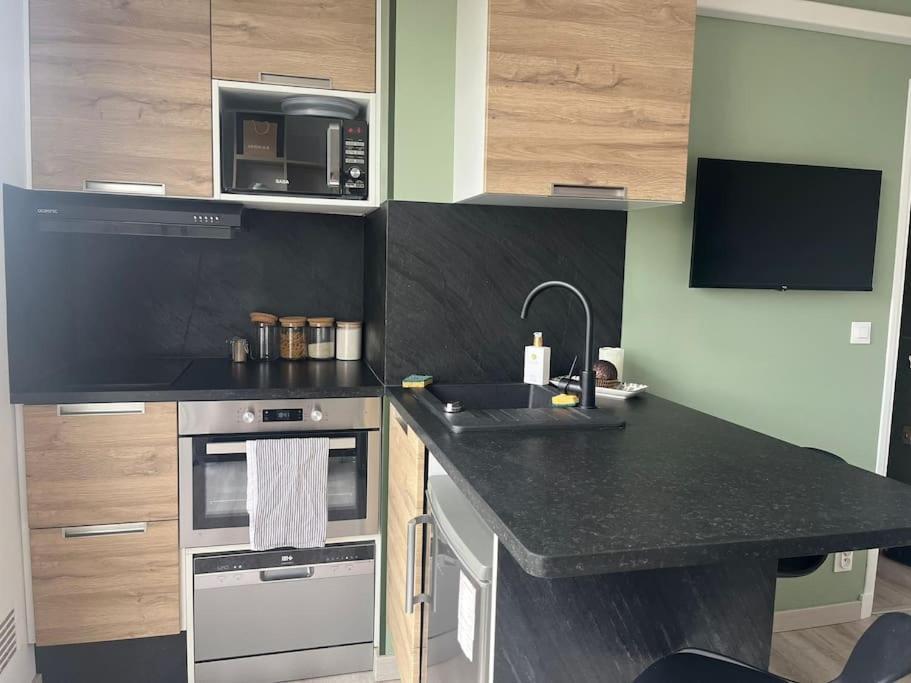 Le - Parking & Balcon Apartment